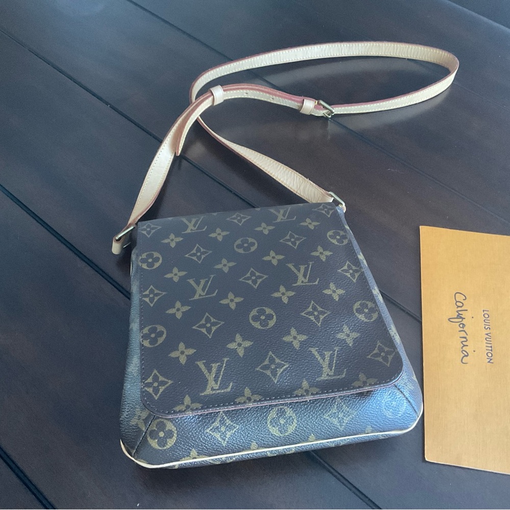 Louis Vuitton Musette Salsa PM Long strap